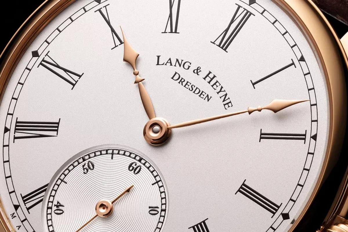 Lang & Heyne Friedrich with cathedral-style hands