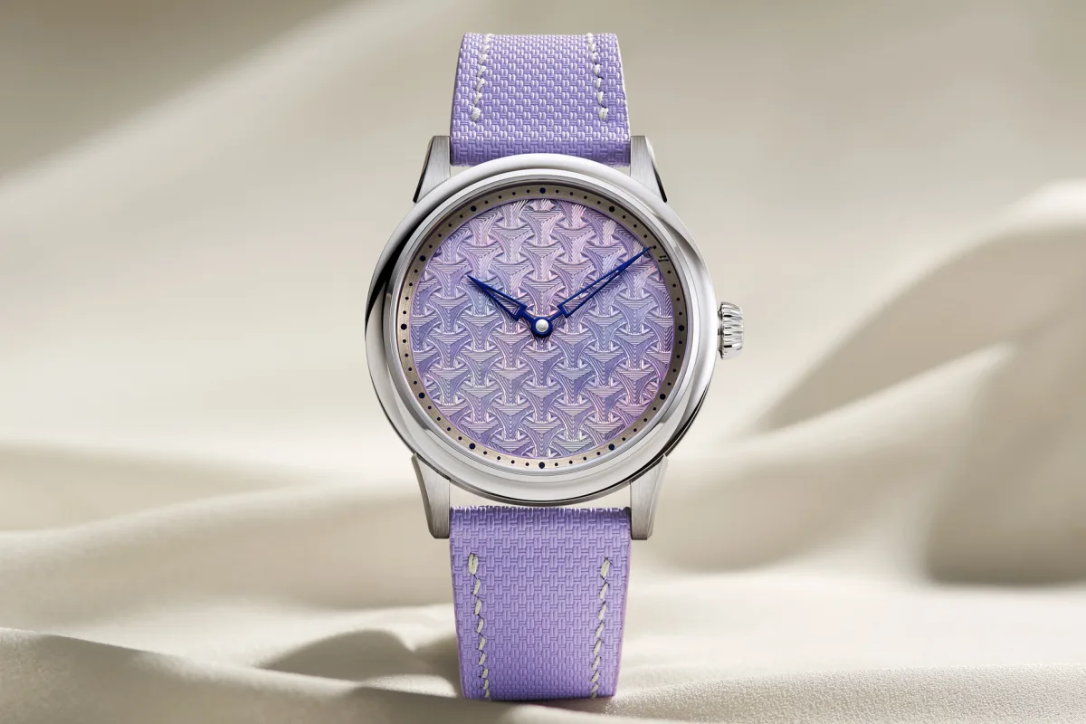 Detail of the Watch Ho & Co. x Selten Jui Bauhinia case finish