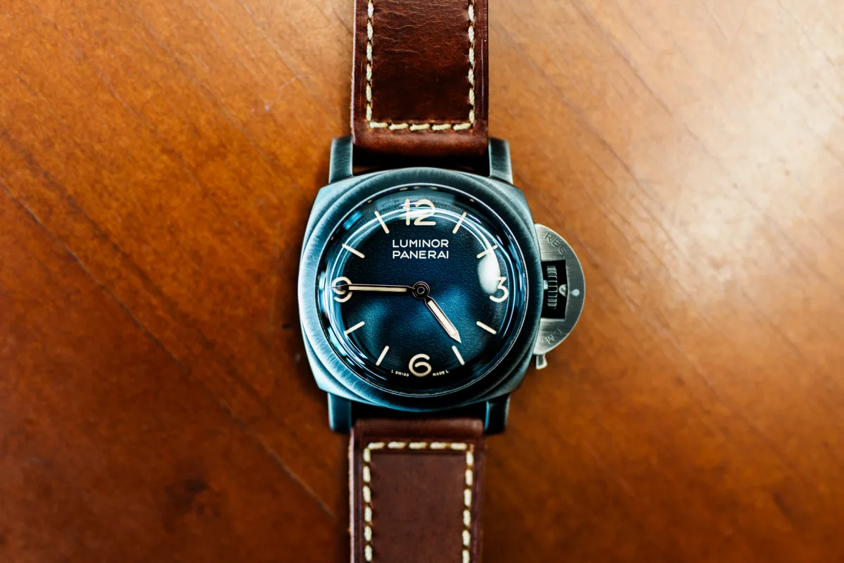 Panerai Luminor Venticinque PAM02025 on display