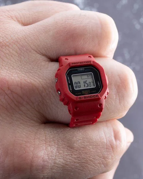 Casio G-Shock Nano DWN5600 electronic module details