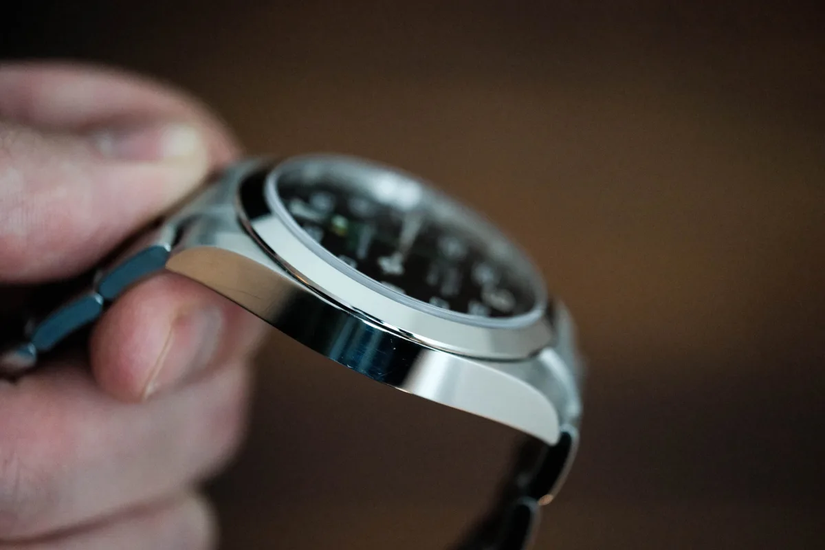 Rolex Air-King 126900 case and crown