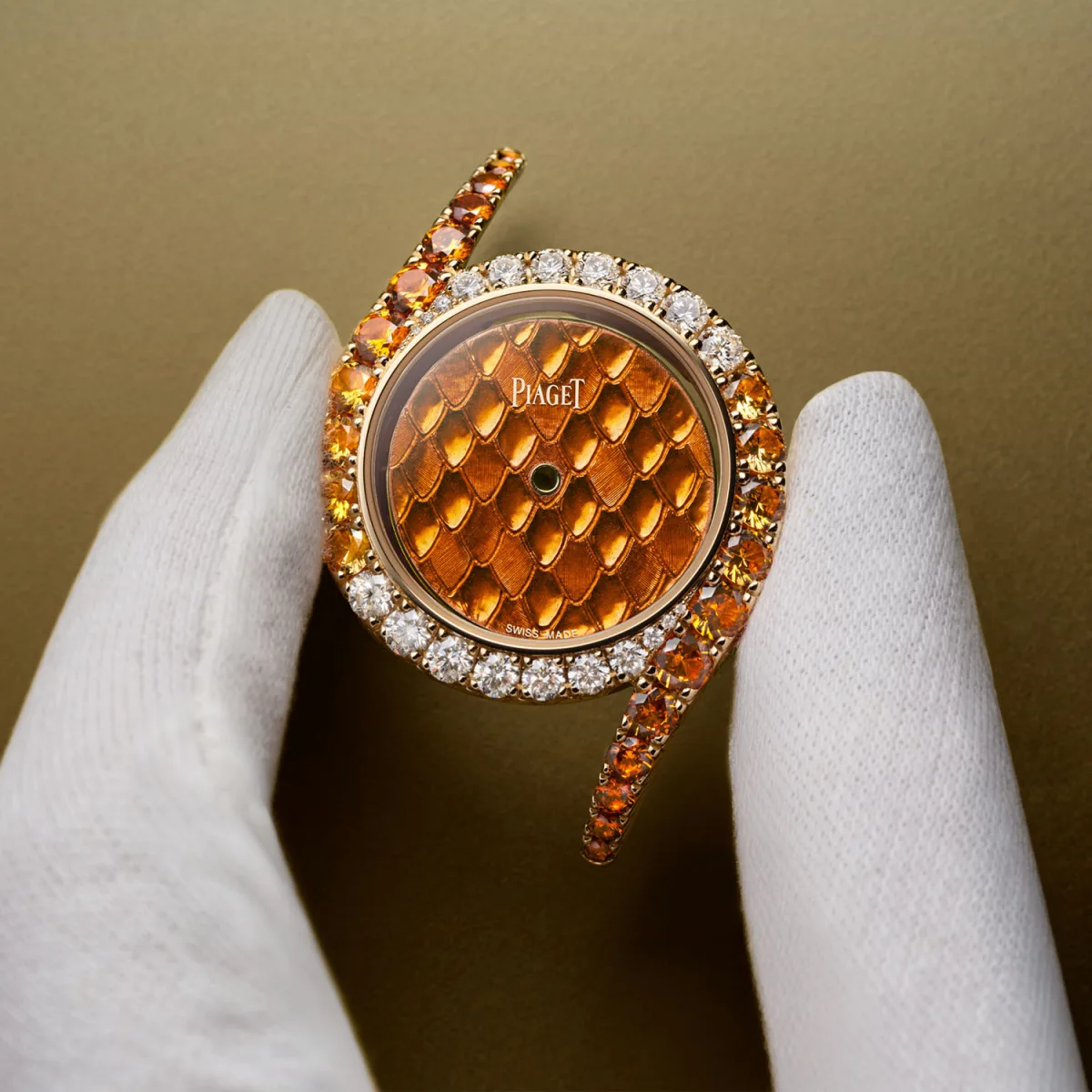 Piaget Limelight Gala bracelet engraving detail
