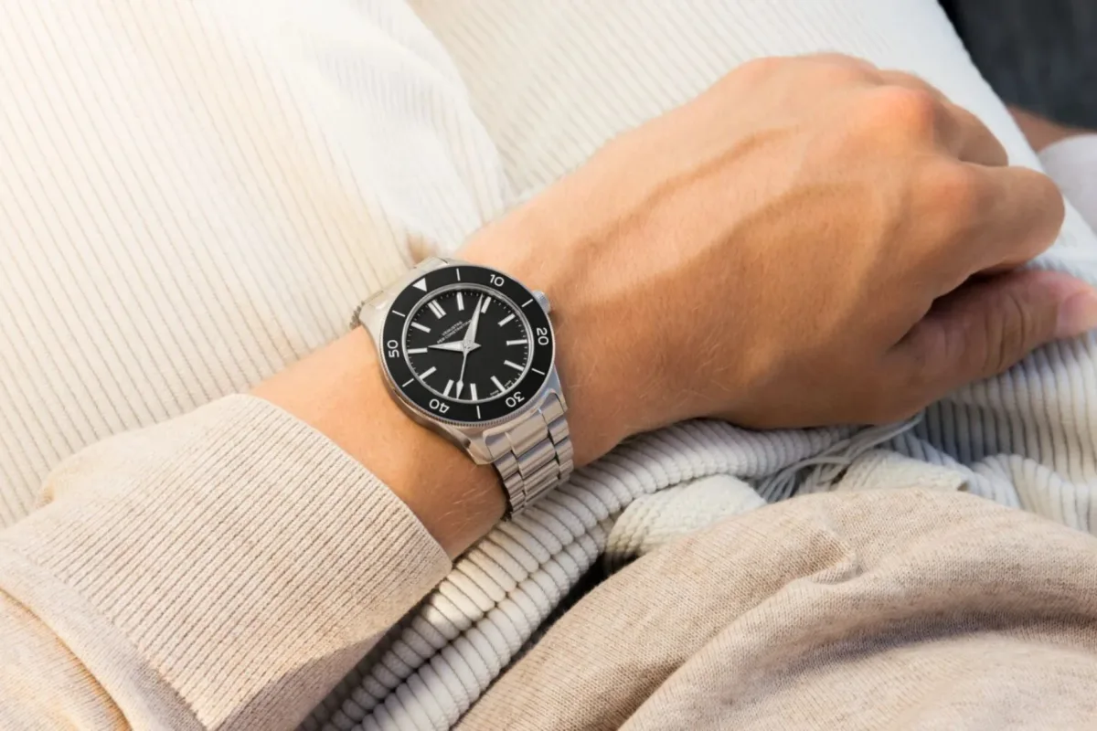 VPC Type 39VM thin dive watch