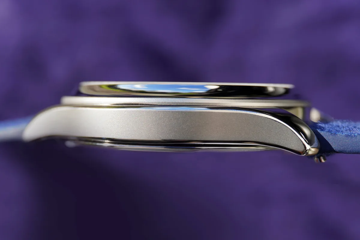Oliver Gallaugher Deep Space Blue watch case close-up