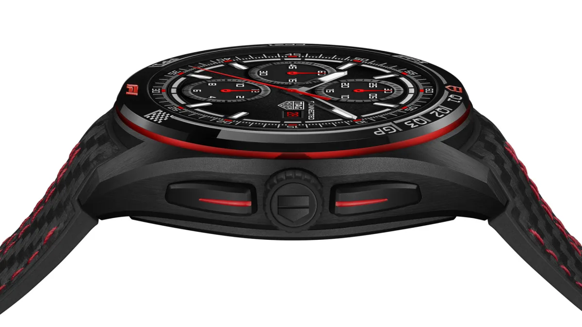 TAG Heuer Connected Calibre E5 with black ceramic bezel