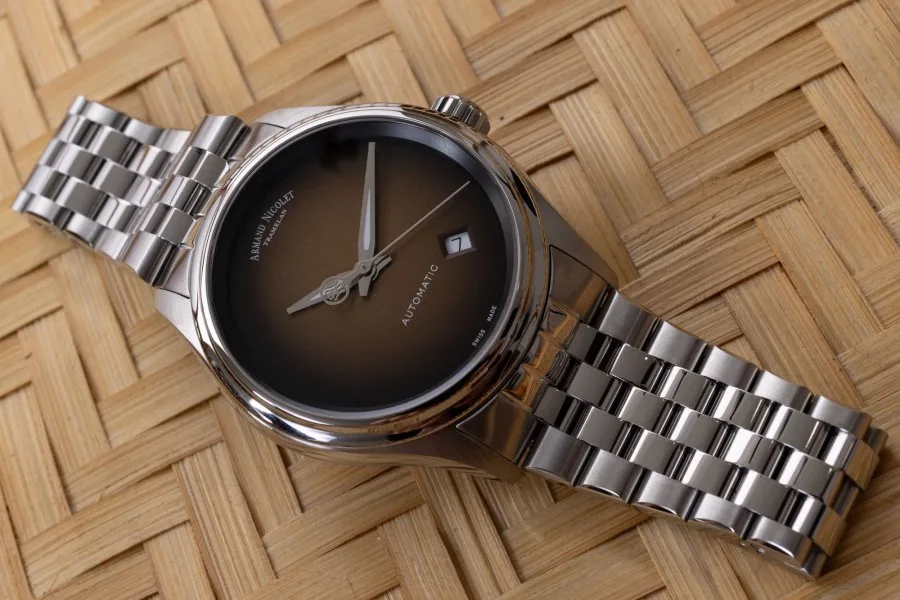 Armand Nicolet M02 Model C compared with similar models