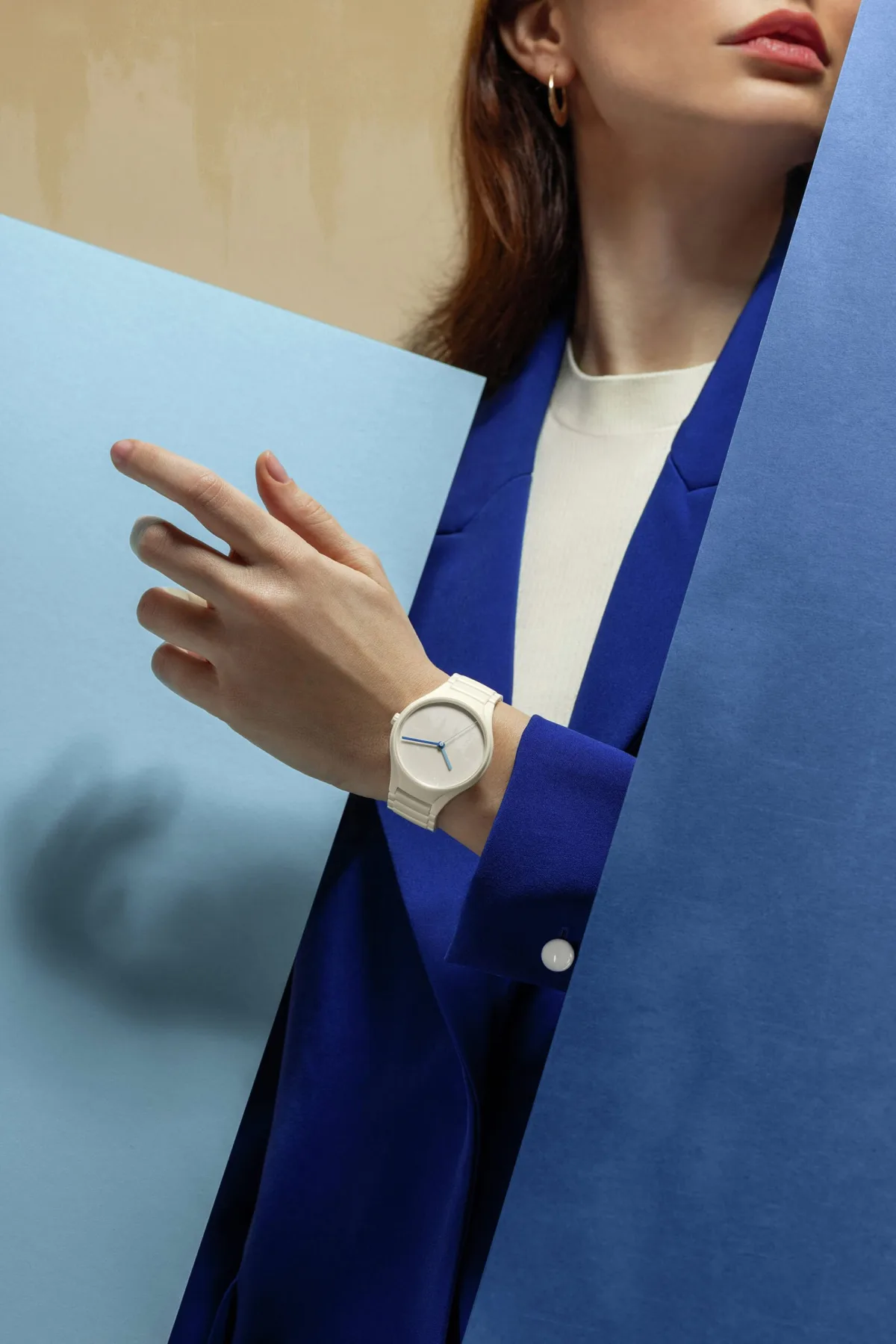 Close-up of Rado La Cité Radieuse watch hands