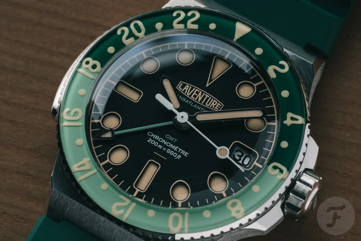 Laventure Transatlantique II GMT case detail