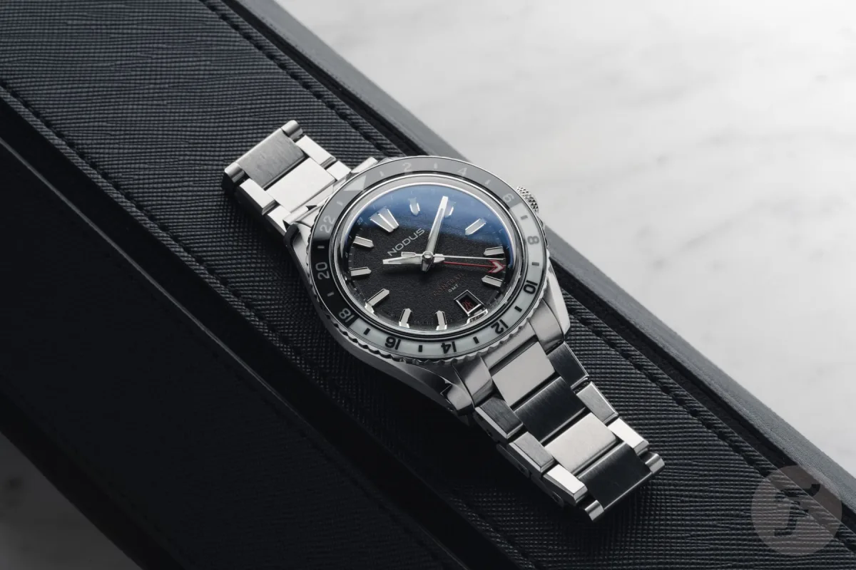 Nodus Contrail GMT clasp
