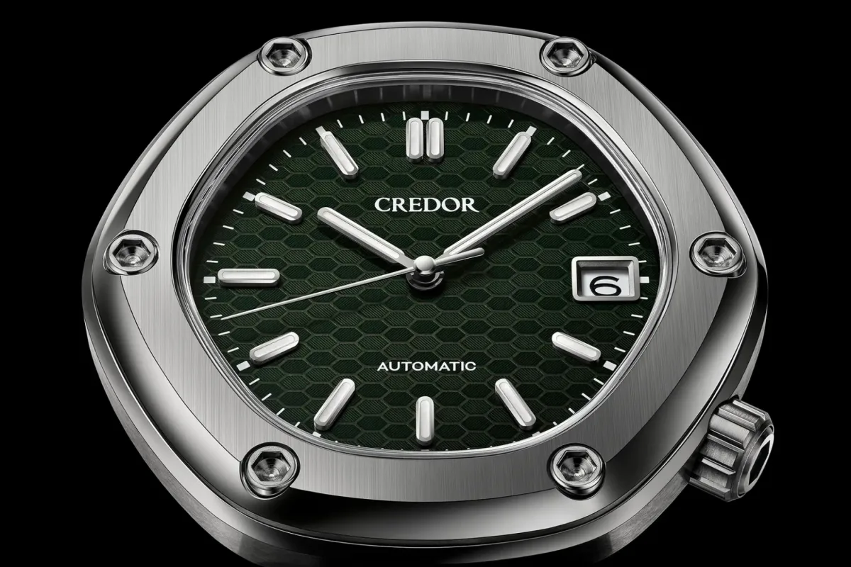 Credor Locomotive GCCR997, titanium case, green honeycomb dial