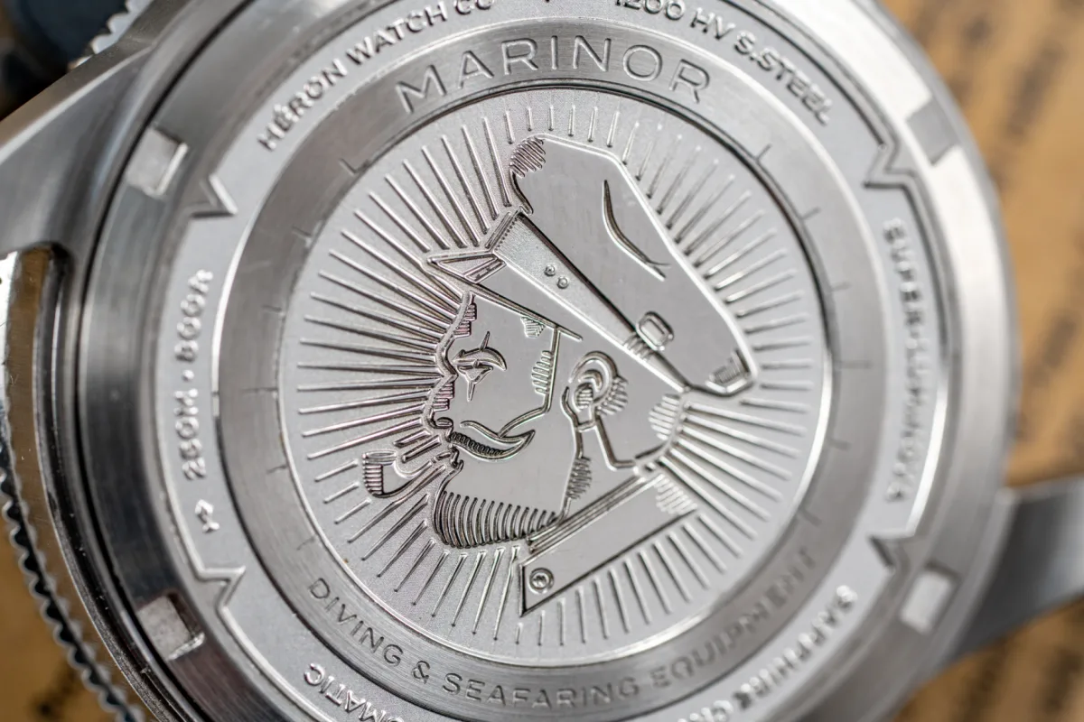 Color options for the Héron Marinor MkII dial