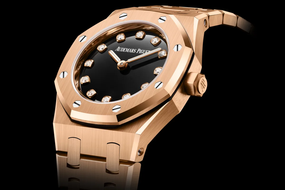 Royal Oak Mini 23 mm with black onyx dial