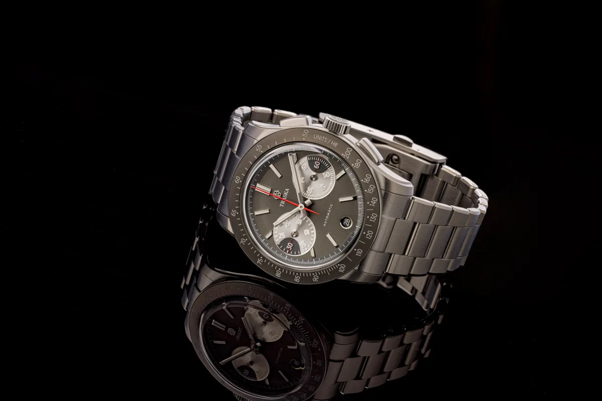 Elegant Traska Chronograph case with polished elements