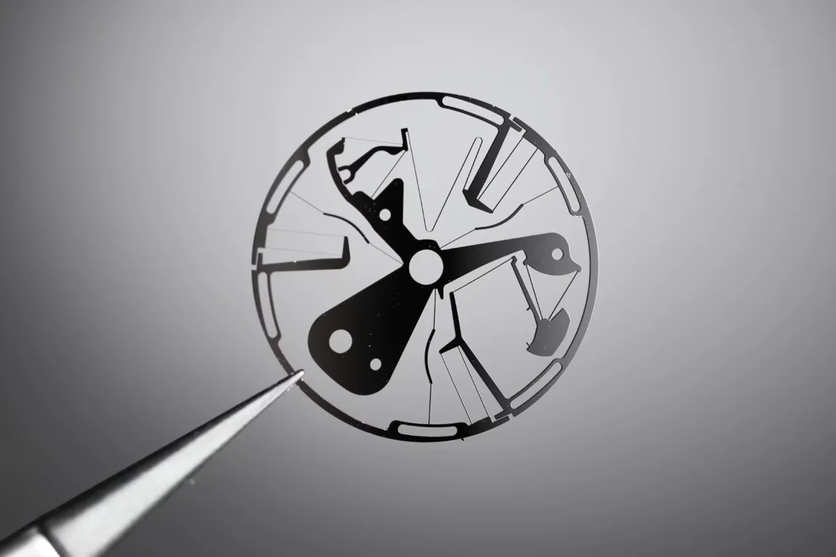 Zenith Defy Inventor with flexible teeth escape wheel