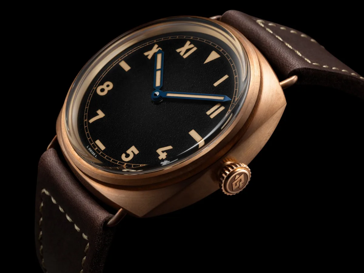 Panerai Radiomir Viaggio nel Tempo Experience Bronzo watch