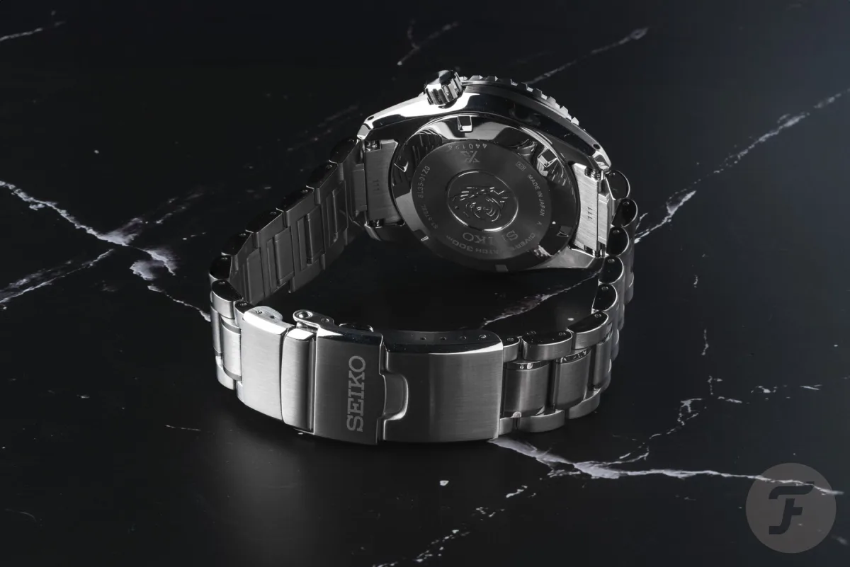 Seiko Prospex Marinemaster SLA079 dial