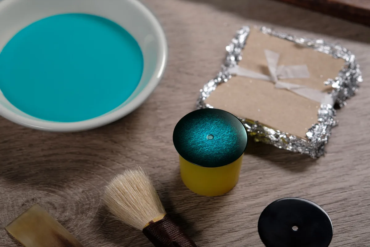 Close-up of Sơn Mài technique dial