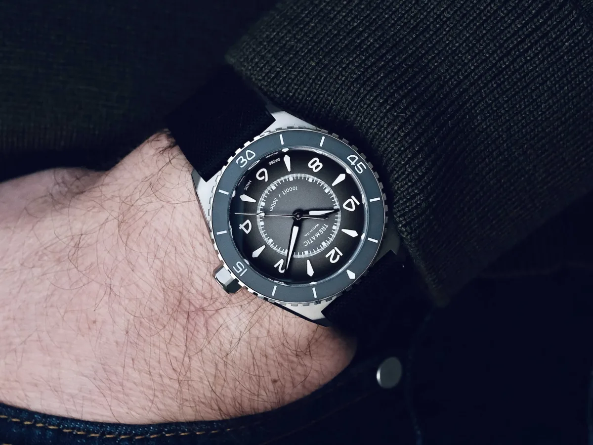 Overall look of the Trematic T-Five Beigua Maris Shadow