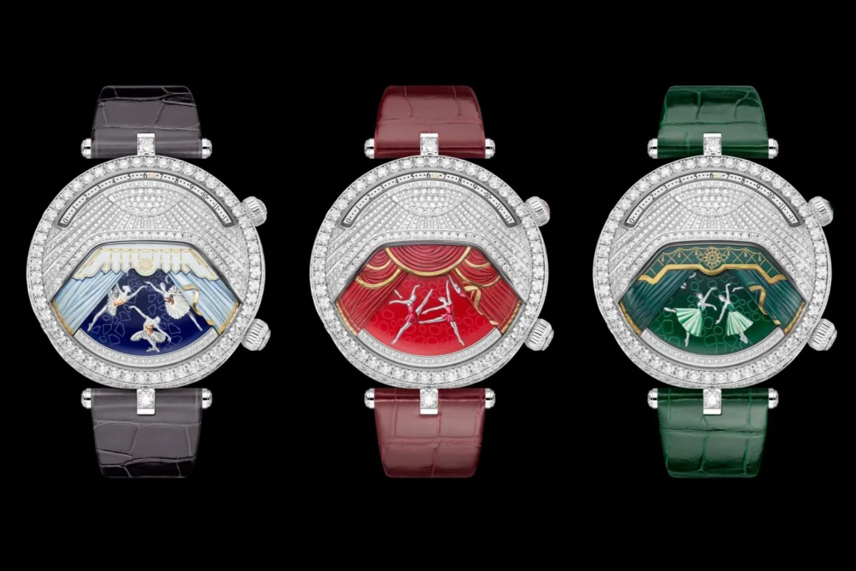 Lady Arpels Ballerine Musicale Émeraude watch close-up