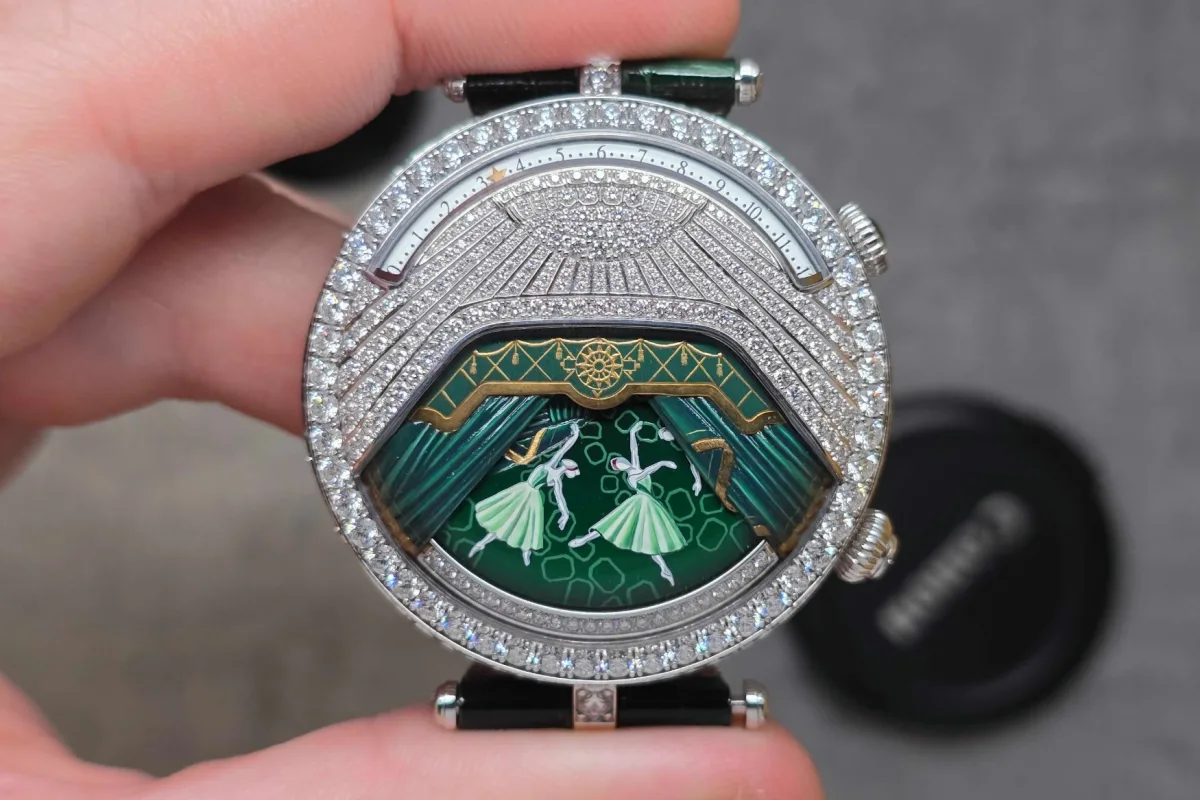 Van Cleef & Arpels watch engineering