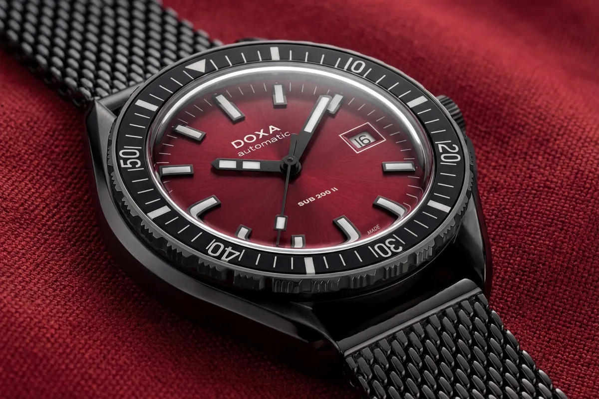 Doxa SUB 200 II dial variants and design features