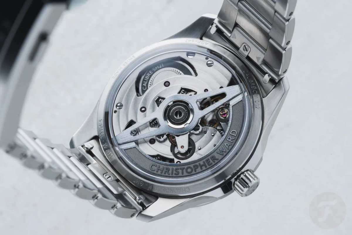 GMT and date window of C63 Sealander True GMT