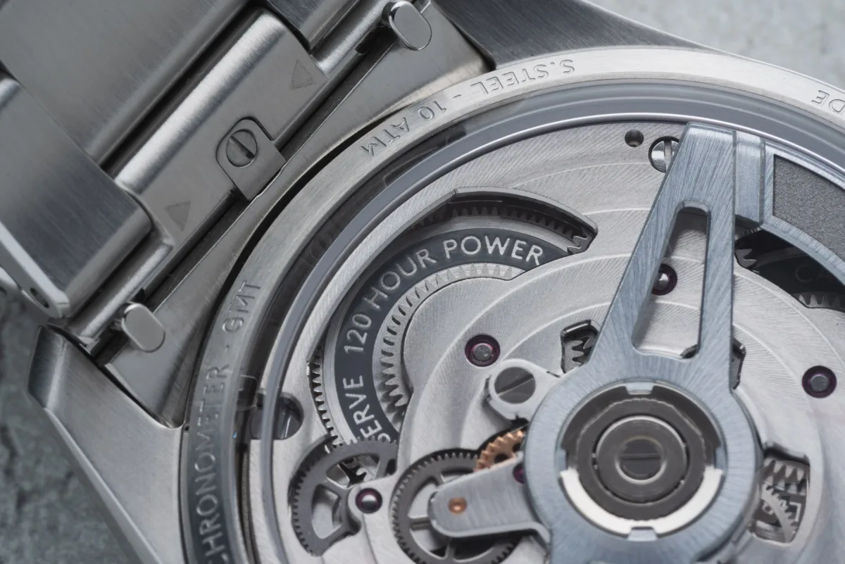 Christopher Ward CW-002 caliber movement