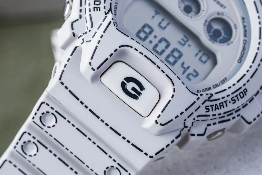 Red crane backlight feature on Casio G-SHOCK