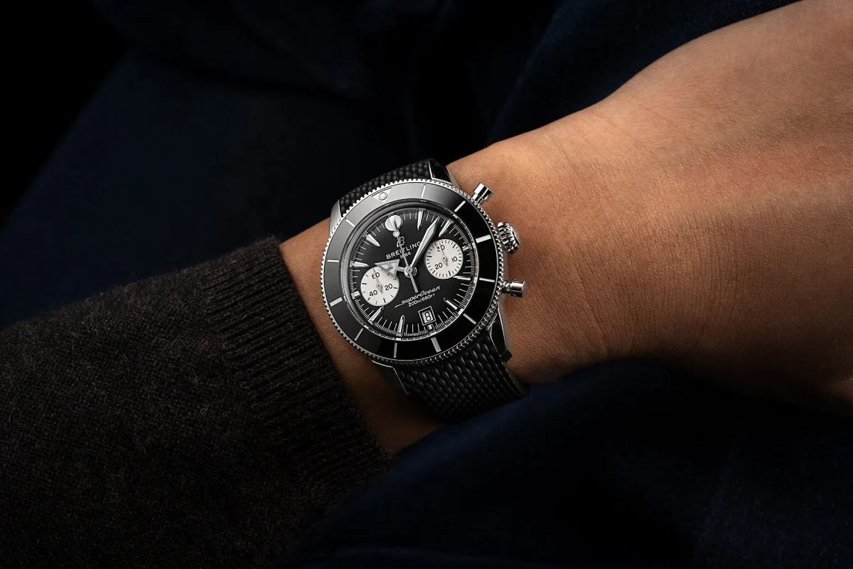 Breitling Superocean Heritage B01 Chronograph 42 movement view