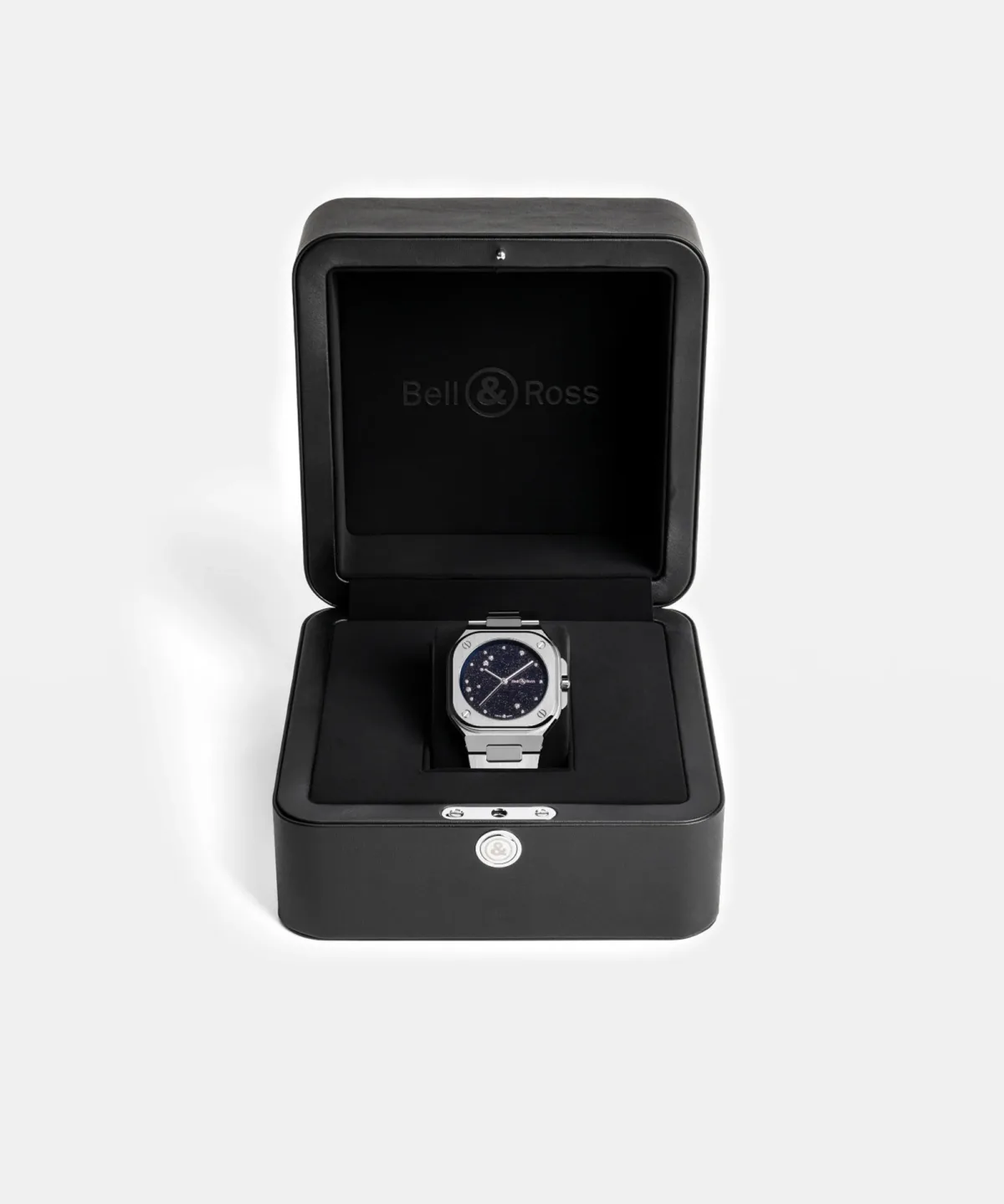Side view of the Bell & Ross BR-05 case and bracelet integration