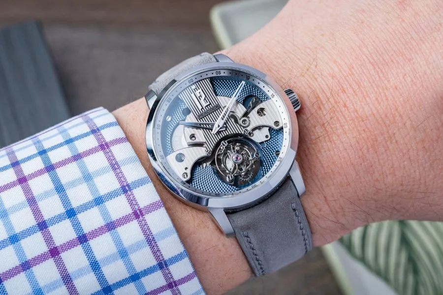 Chinese watchmaking advancements featuring Peacock