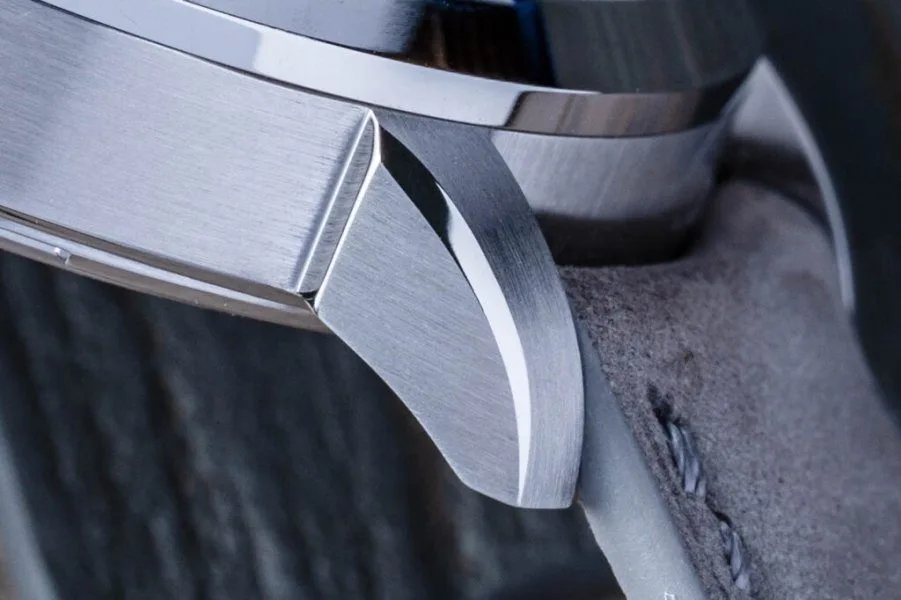 Peacock Witness case design