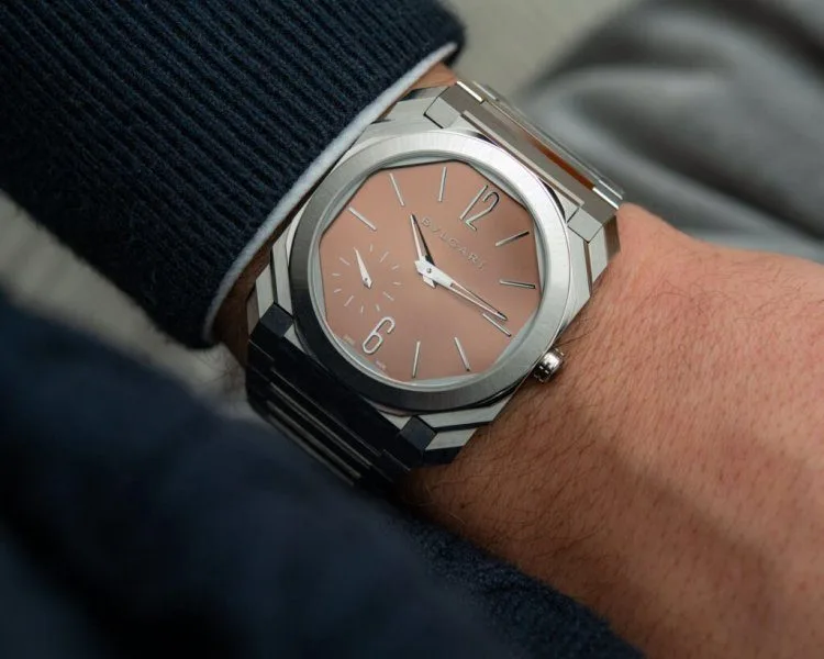 Octo Finissimo Automatic showing profile view