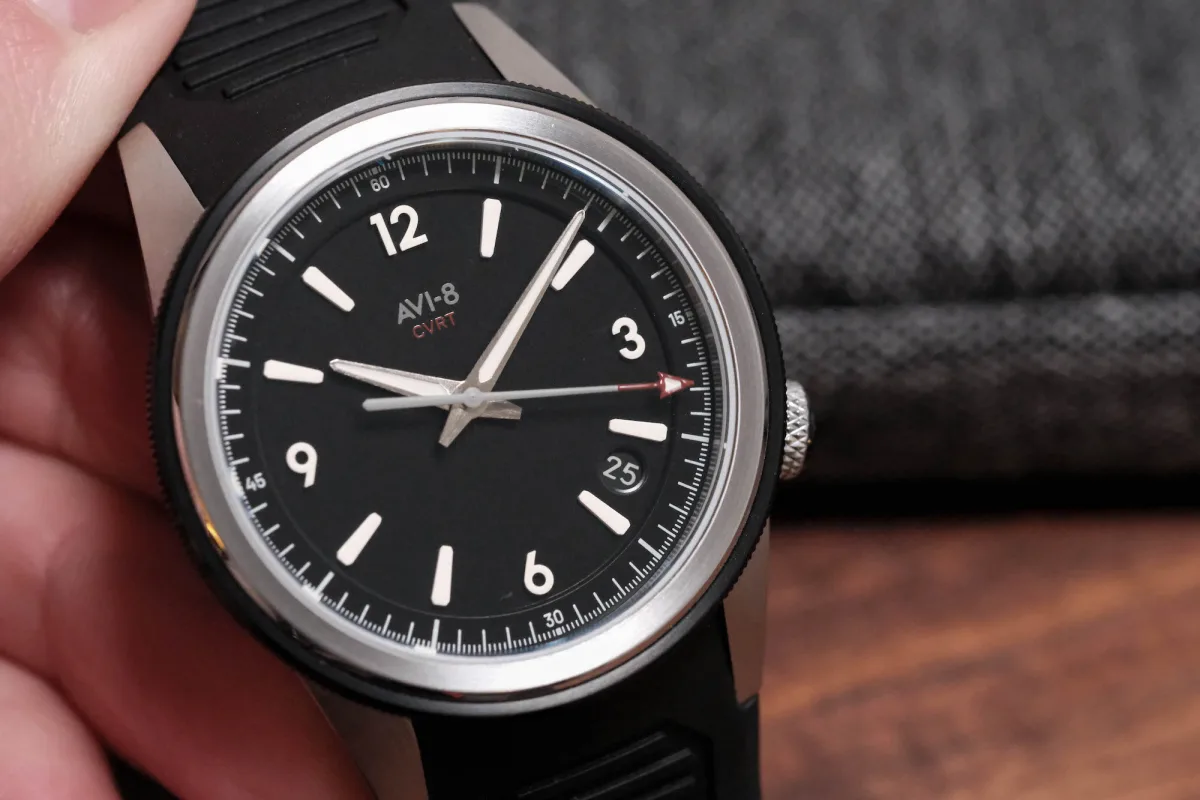 AVI-8 CVRT 3775A Night Shadow close-up of dial