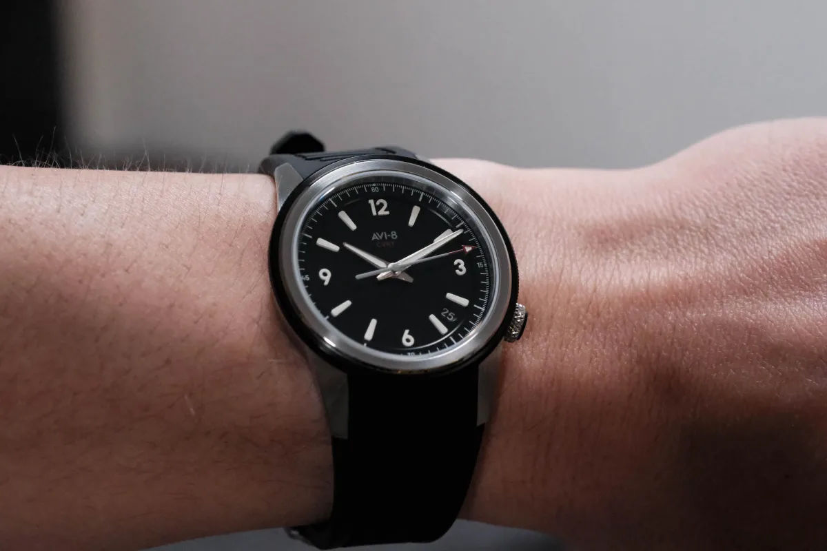 Date window of AVI-8 CVRT 3775A Night Shadow watch