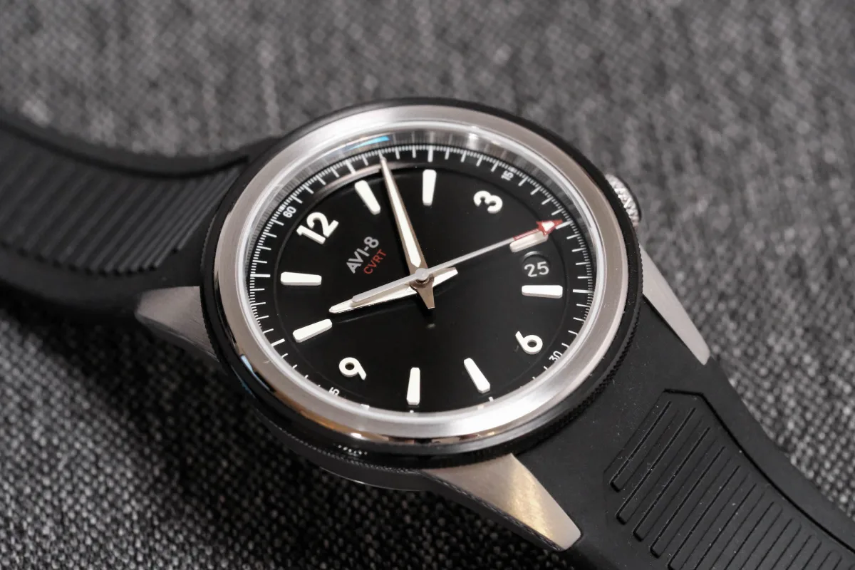 Red accents on AVI-8 CVRT 3775A Night Shadow