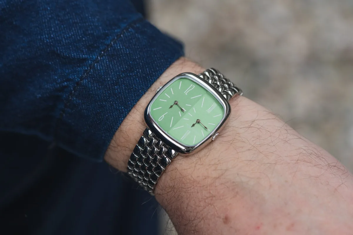 Dennison ALD Dual Time 'Shades' on pebble bracelet