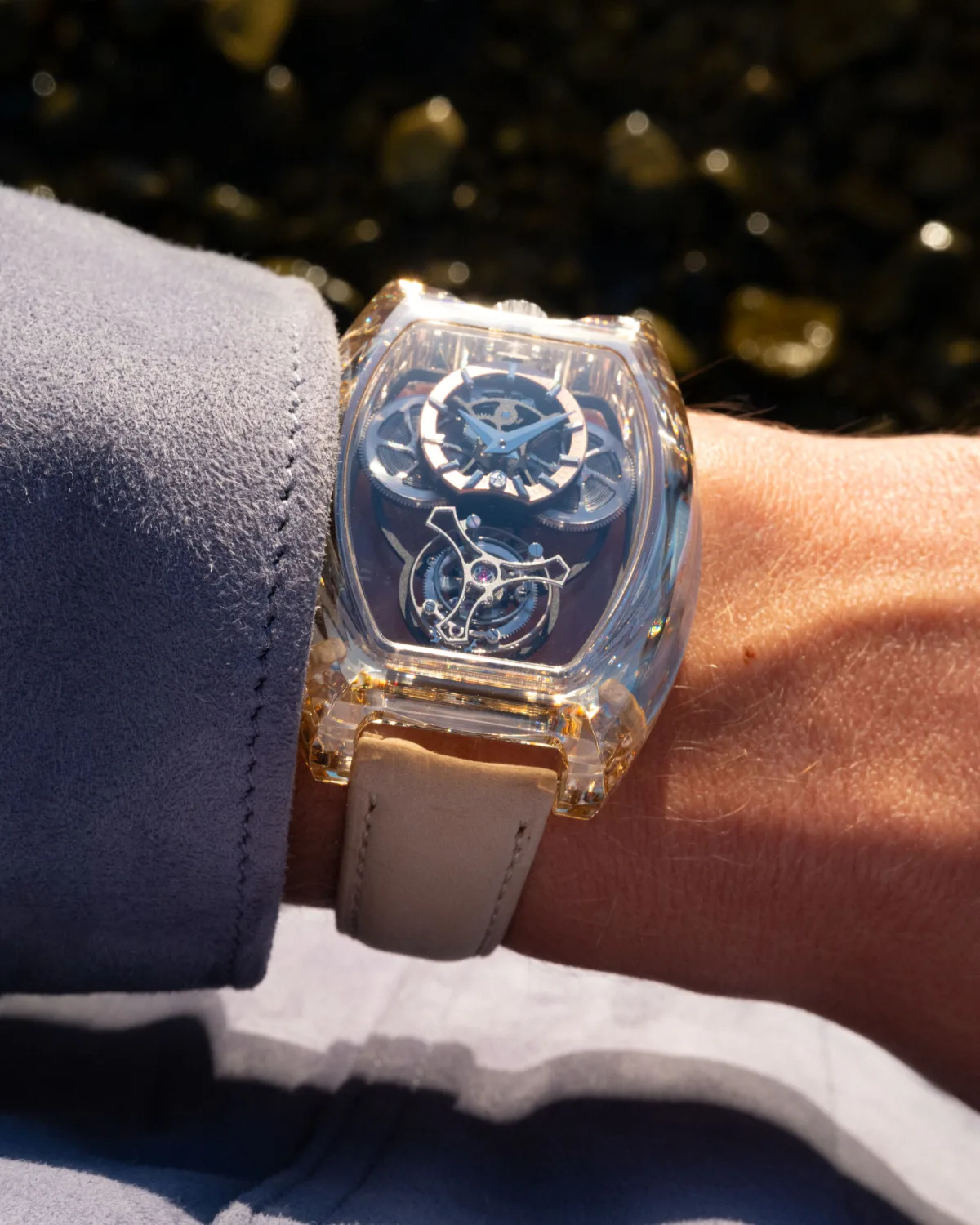 ArtyA watch mechanism showing hours and minutes