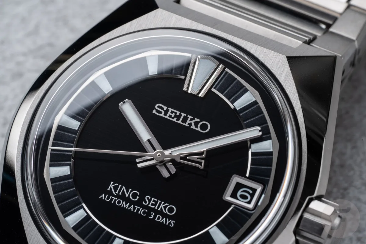Close-up of King Seiko Vanac dial in purple