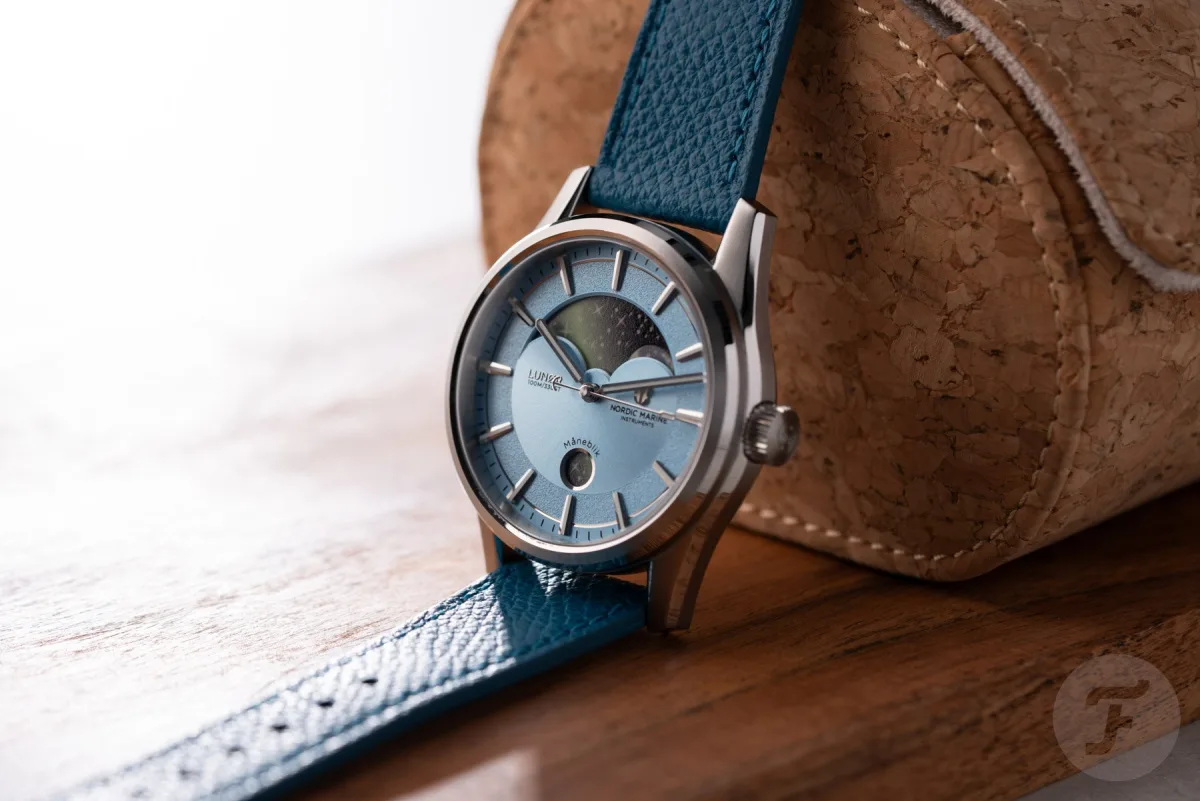 Nordic Marine Instruments Lunør watch with bracelet
