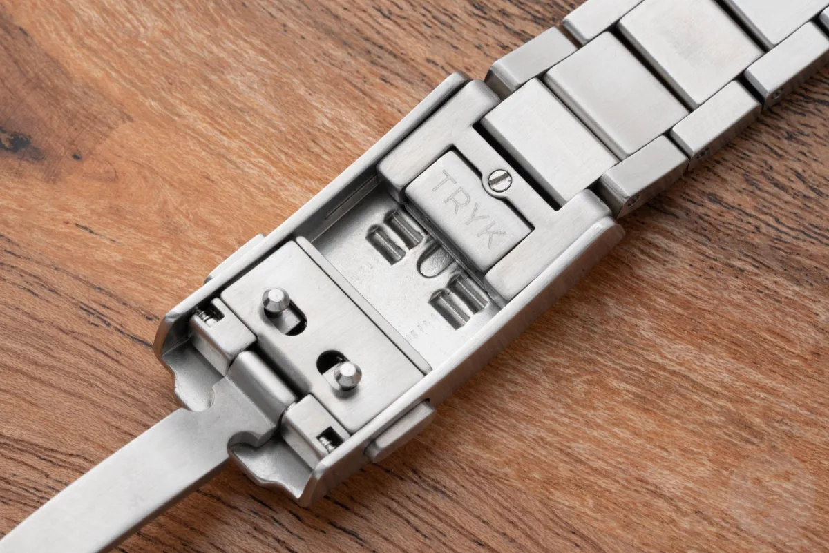 Nordic Marine Instruments Lunør watch in box