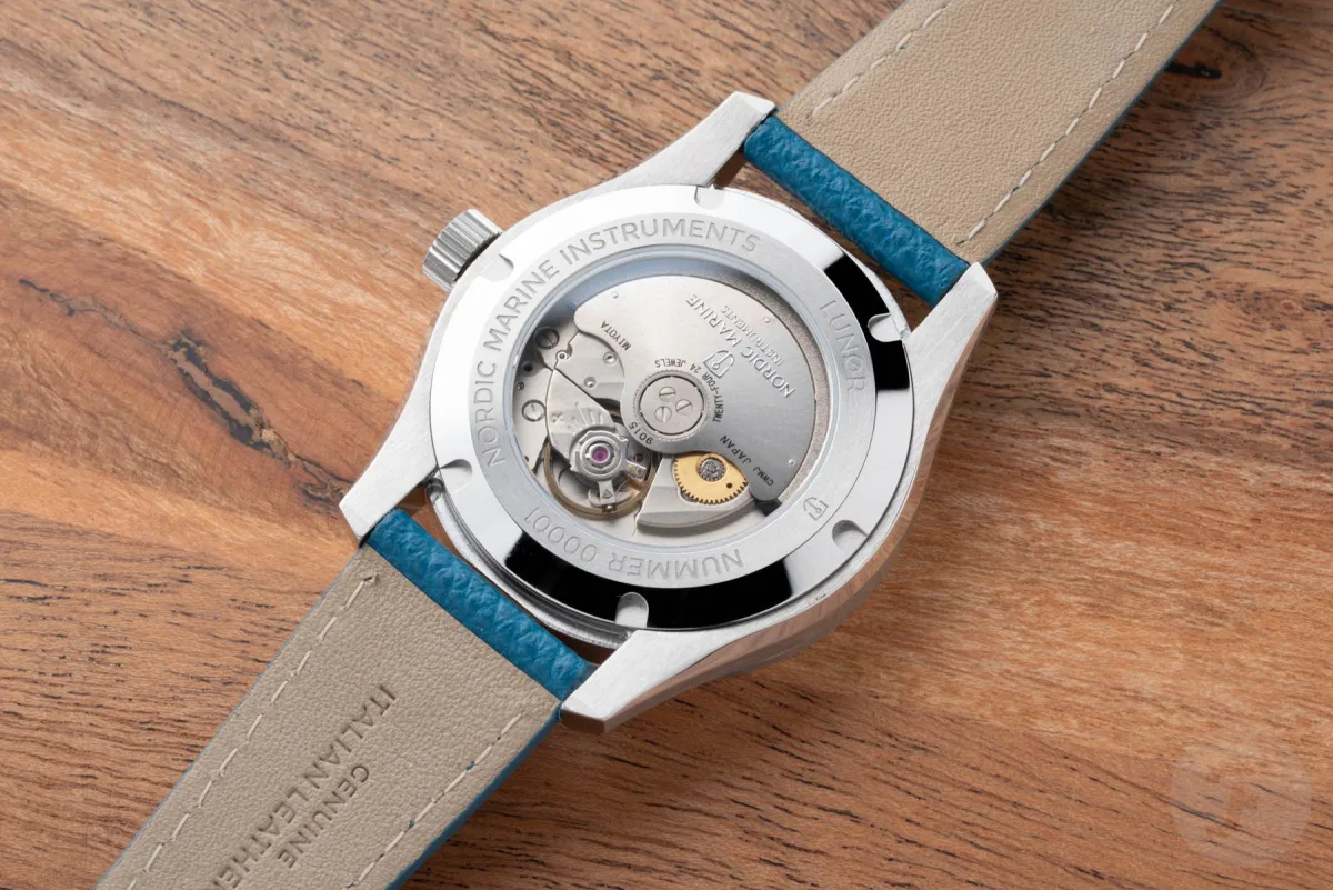 Lunør watch displaying Northern Lights effect