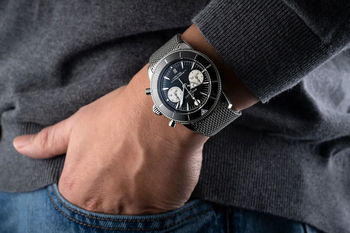 Side view of the Breitling SuperOcean Heritage B01 42
