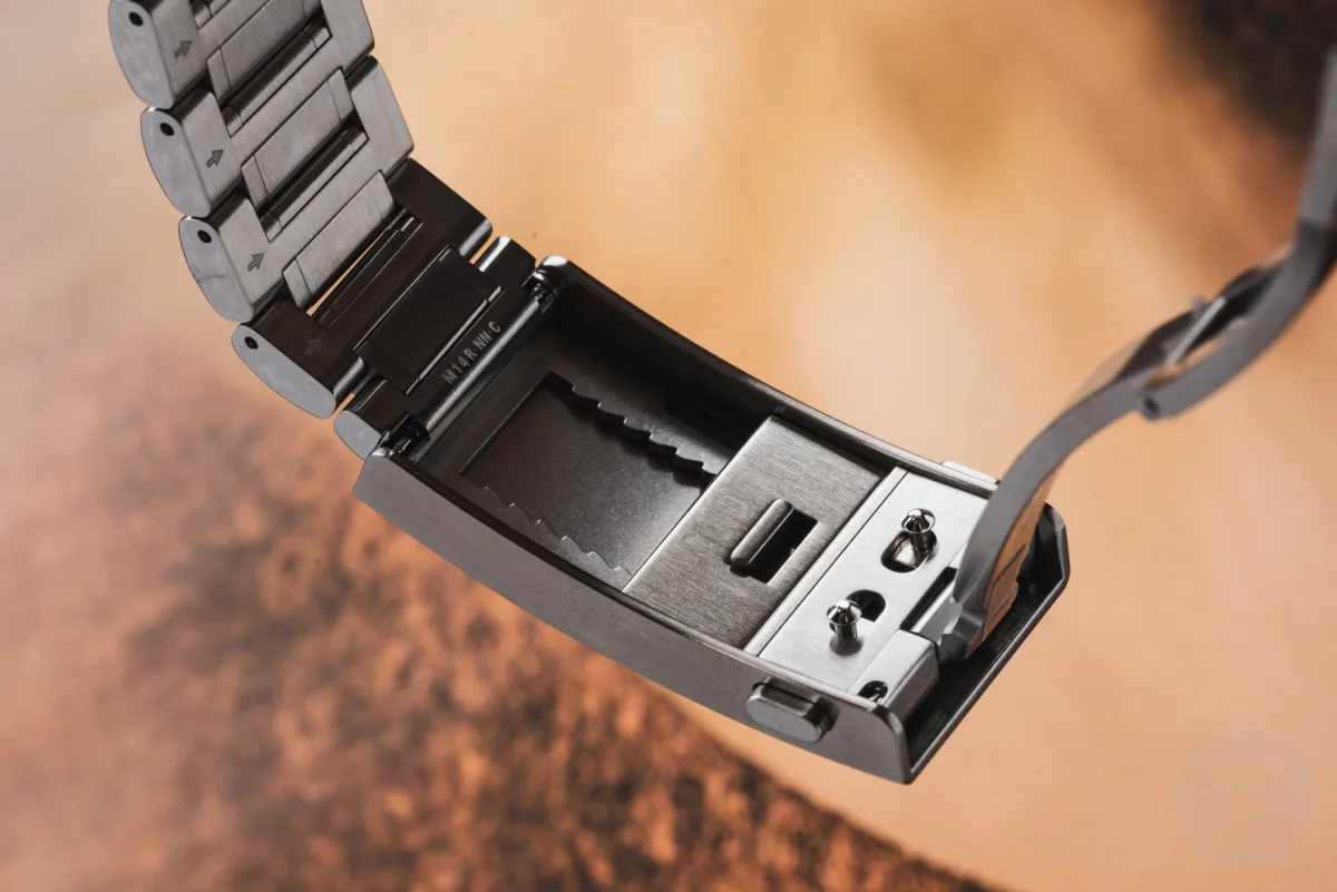 Seiko Prospex Marinemaster HBF001 clasp with micro-adjustment system