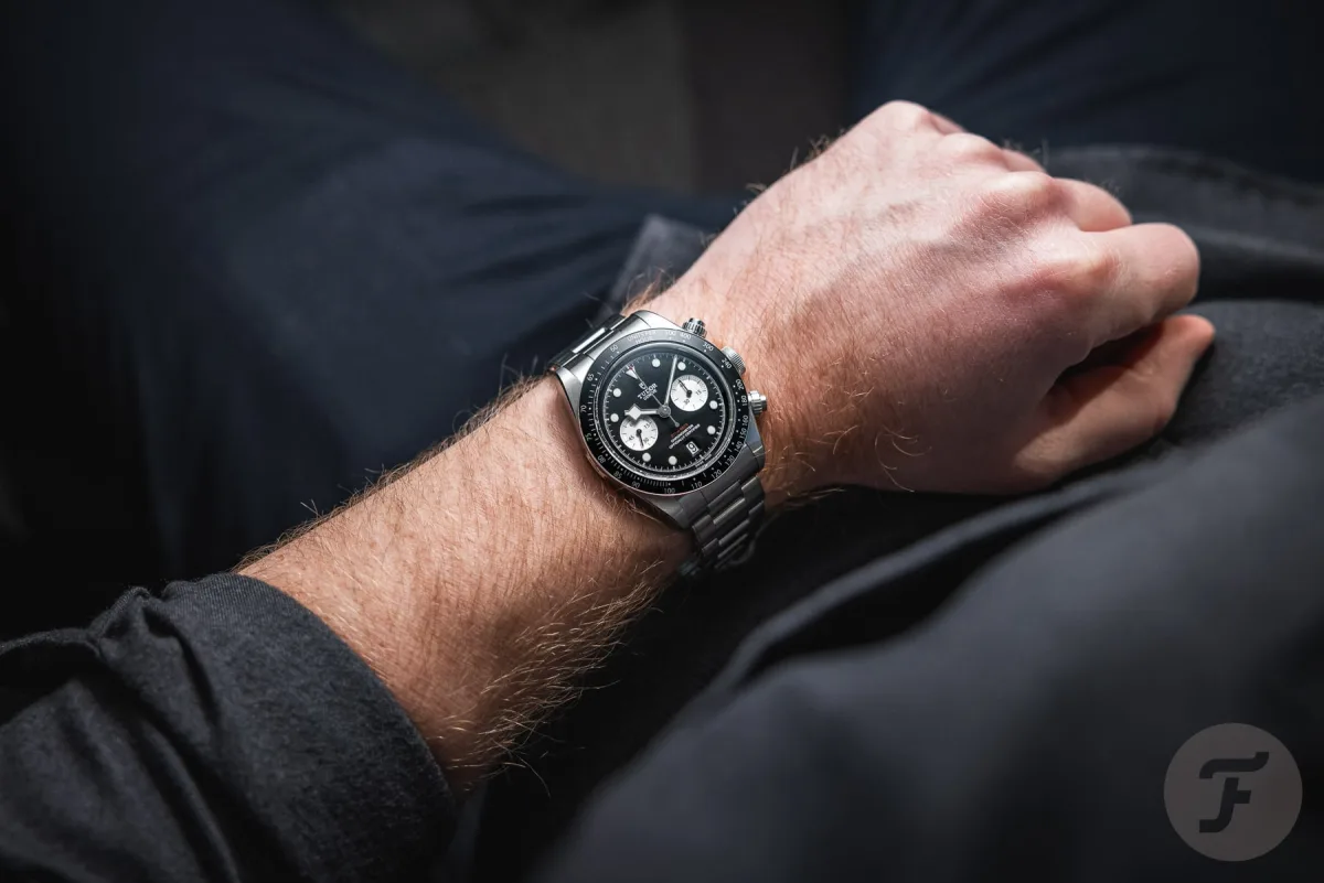 Tudor Black Bay Chrono clasp