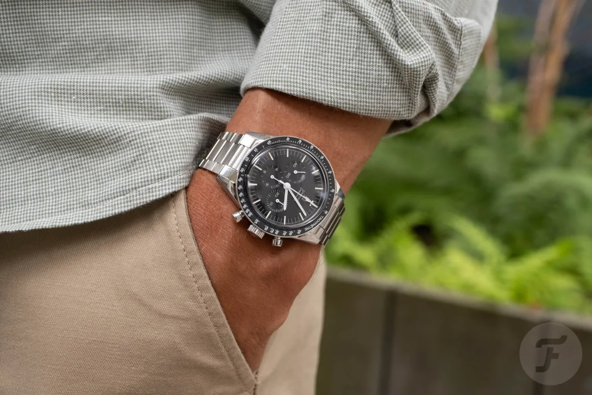 Omega Speedmaster Calibre 321 close-up