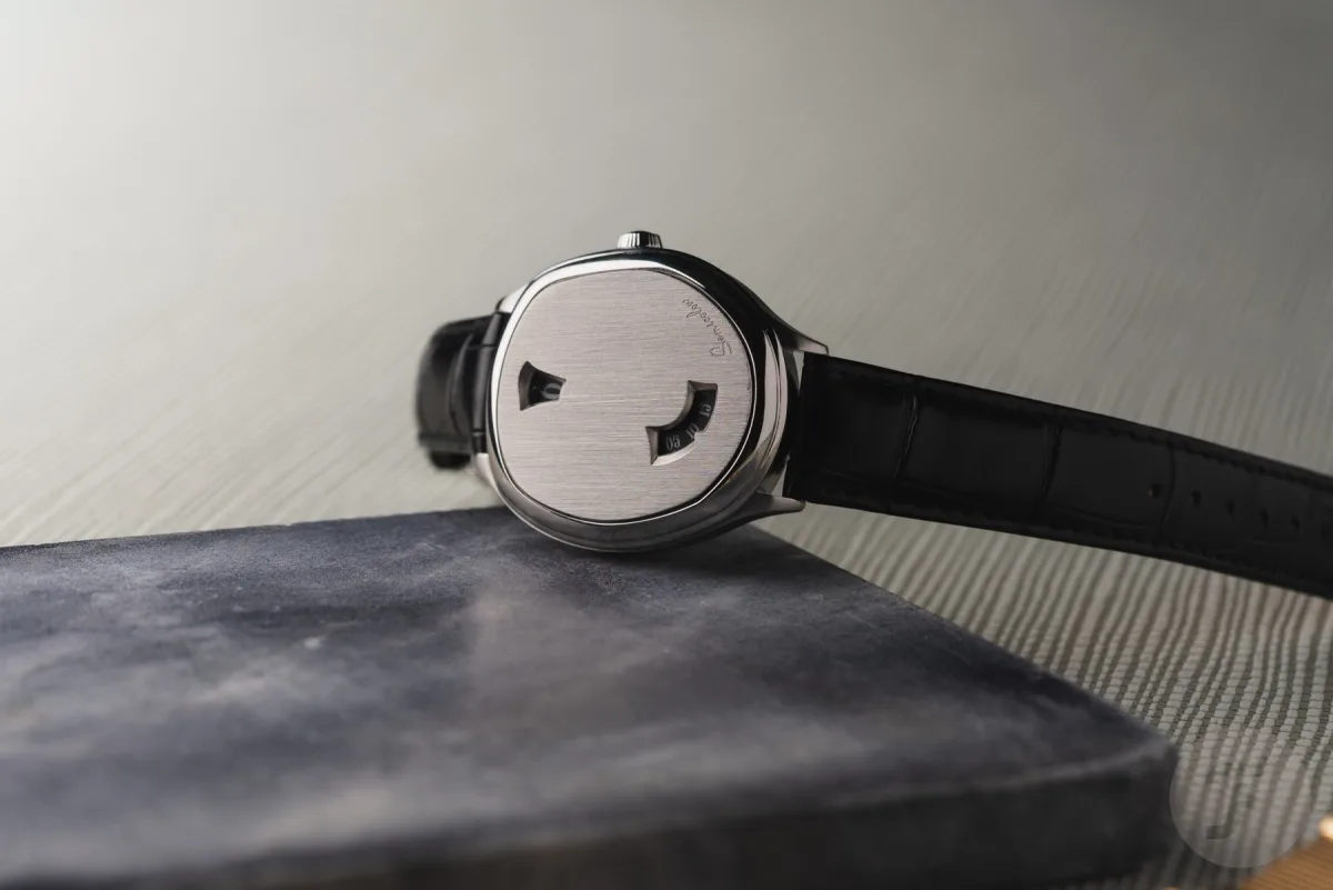 Semicolon Anachron case with matte and polished surfaces