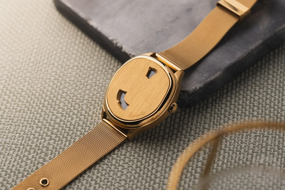 Semicolon Anachron railroad minute track