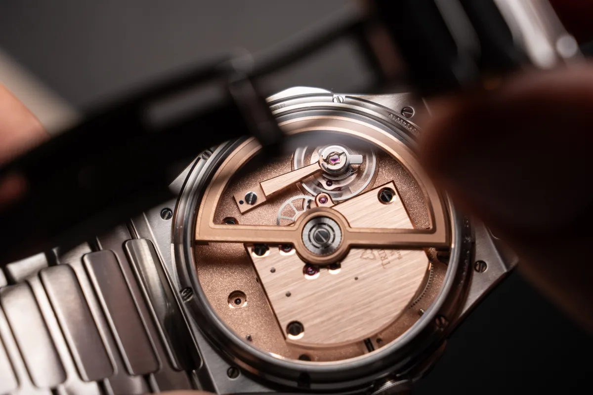 Trilobe in-house watch movement assembly