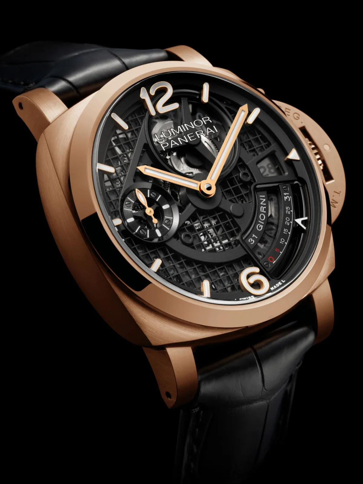 Panerai Luminor 31 Giorni PAM01631 watch front view